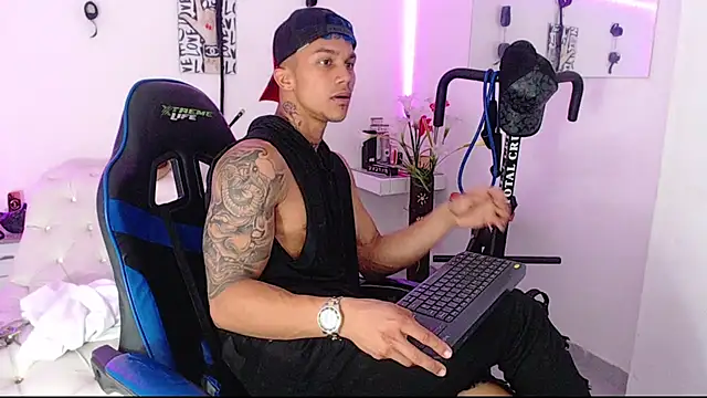 Leonard Price online show from March 14, 2025, 2:20 am