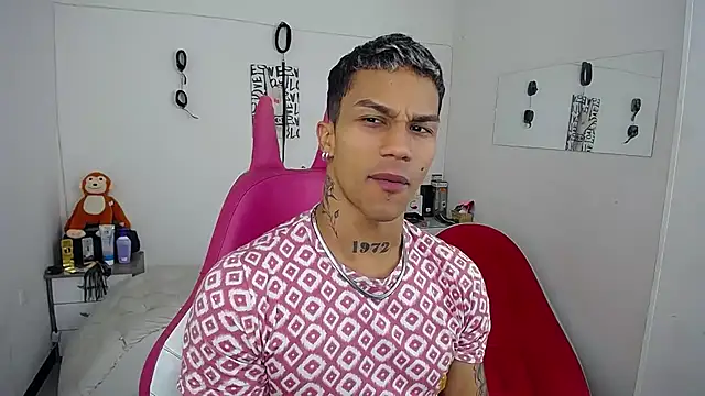 Leonard Price online show from November 22, 2025, 2:21 am