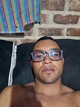 nilson2902 online show from June 29, 2026, 3:02 am