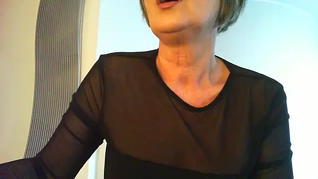   Angel78   online show from December 3, 2025, 1:09 pm