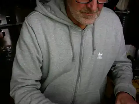 Snapshot of Traumsommer2 chatting on December 2, 2024, 1:24 pm Traumsommer2 online show from December 2, 2024, 1:24 pm