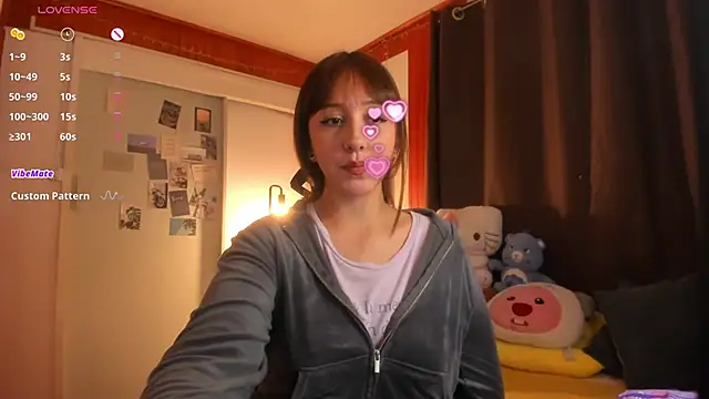 Snapshot of HeyTati chatting on May 28, 2026, 3:48 am HeyTati online show from May 28, 2026, 3:48 am