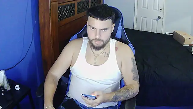 Snapshot of MasterKvn chatting on February 10, 2025, 8:31 am MasterKvn online show from February 10, 2025, 8:31 am