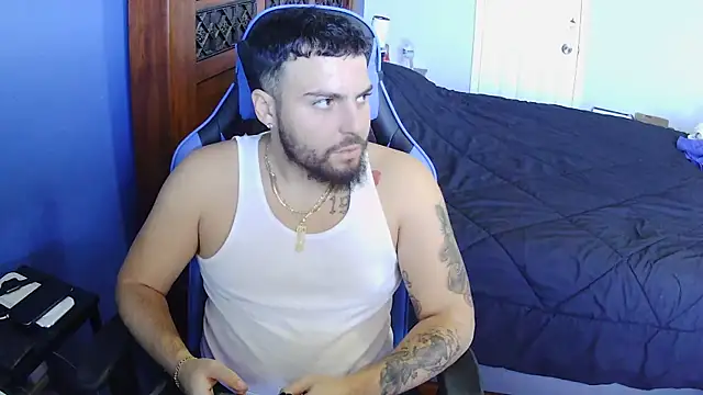 Snapshot of MasterKvn chatting on March 6, 2025, 5:54 pm MasterKvn online show from March 6, 2025, 5:54 pm