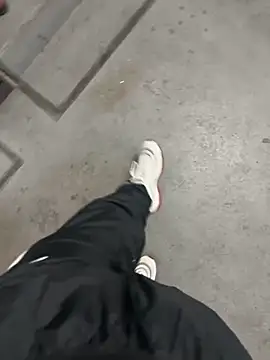 romanhrdcore online show from December 23, 2024, 4:39 pm