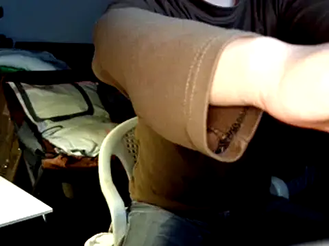 hotkaier online show from March 25, 2026, 2:34 pm