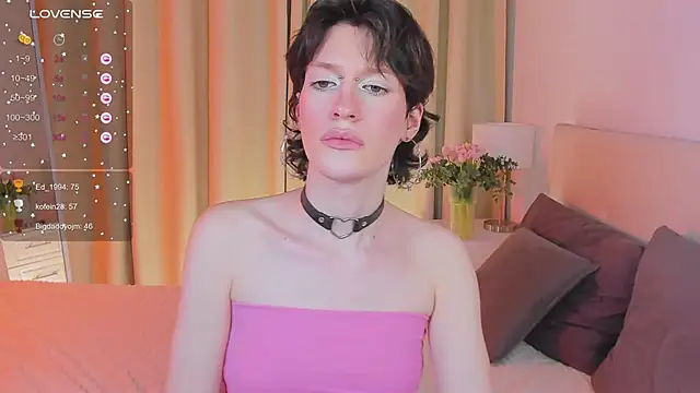 Snapshot of Kolette_Gray chatting on March 6, 2025, 1:14 pm Kolette Gray online show from March 6, 2025, 1:14 pm