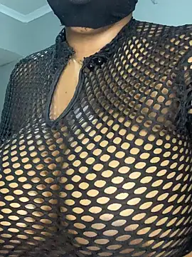 blackshortzbarbie online show from March 17, 2025, 9:23 pm