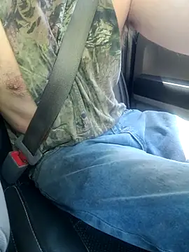 Spunwhiteboy1992 online show from September 12, 2025, 6:52 pm