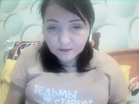 Snapshot of ClaireSunset chatting on February 16, 2026, 6:04 pm ClaireSunset online show from February 16, 2026, 6:04 pm