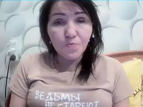 Snapshot of ClaireSunset chatting on March 7, 2026, 5:43 pm ClaireSunset online show from March 7, 2026, 5:43 pm