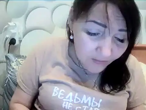 Snapshot of ClaireSunset chatting on March 31, 2026, 6:41 pm ClaireSunset online show from March 31, 2026, 6:41 pm