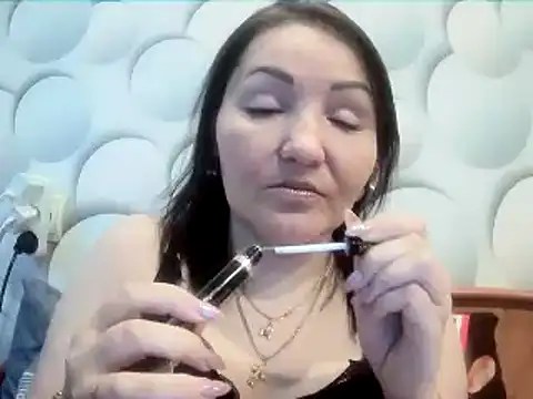 Snapshot of ClaireSunset chatting on April 22, 2026, 5:25 pm ClaireSunset online show from April 22, 2026, 5:25 pm