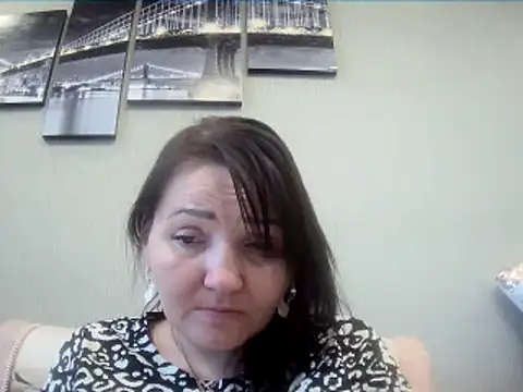 Snapshot of ClaireSunset chatting on June 1, 2026, 5:25 pm ClaireSunset online show from June 1, 2026, 5:25 pm