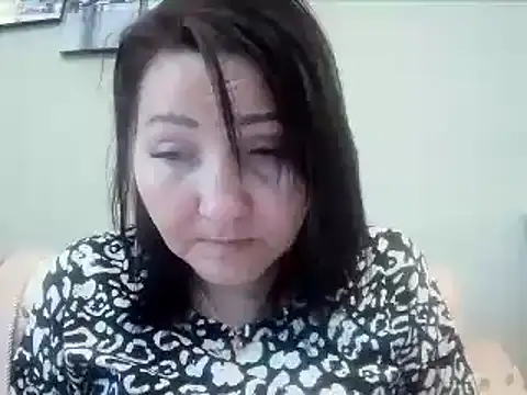Snapshot of ClaireSunset chatting on June 2, 2026, 5:37 pm ClaireSunset online show from June 2, 2026, 5:37 pm