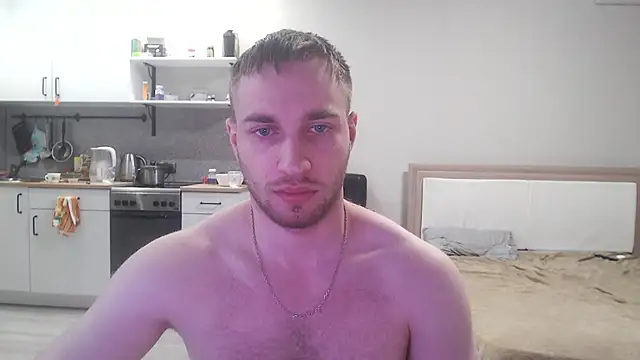 Rascolll online show from February 3, 2026, 10:42 am