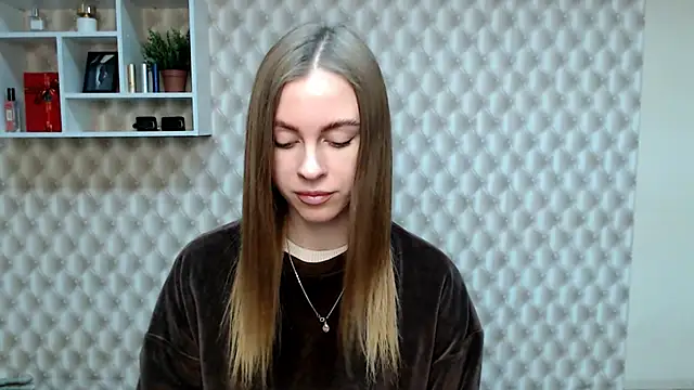 Snapshot of AlisaCatty_ chatting on December 5, 2024, 8:22 am AlisaCatty online show from December 5, 2024, 8:22 am