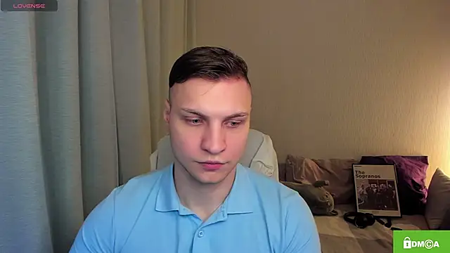 handsome guy01 online show from April 17, 2026, 6:11 pm