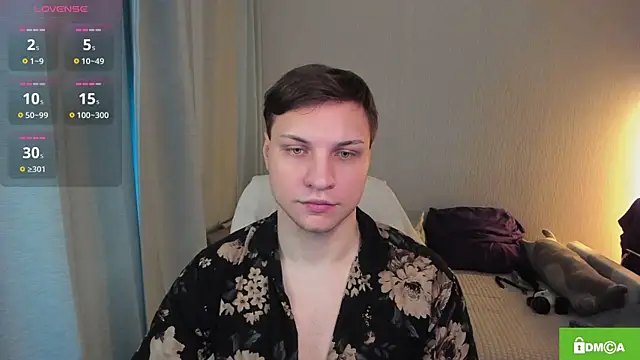 Snapshot of handsome_guy01 chatting on July 5, 2026, 4:19 am handsome guy01 online show from July 5, 2026, 4:19 am