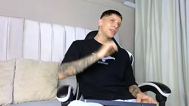 Adam hard  online show from September 23, 2025, 8:12 pm