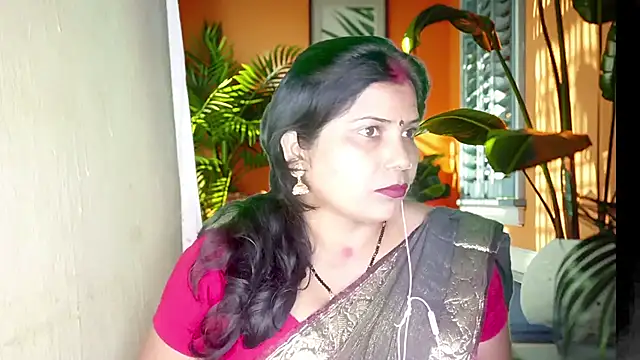 Snapshot of mamoni91 chatting on February 15, 2025, 5:17 pm mamoni91 online show from February 15, 2025, 5:17 pm