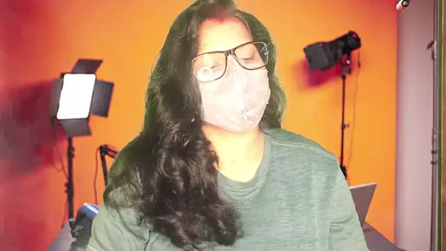 Snapshot of mamoni91 chatting on October 4, 2025, 3:15 am mamoni91 online show from October 4, 2025, 3:15 am