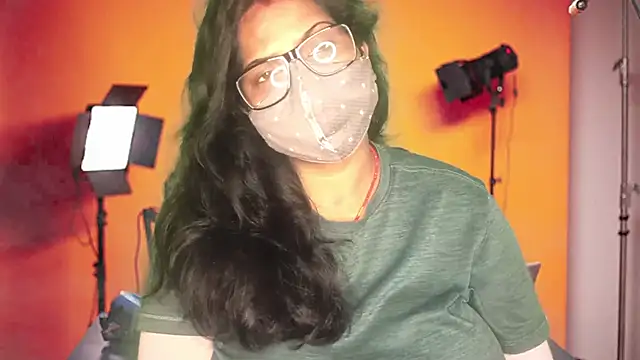 Snapshot of mamoni91 chatting on November 1, 2025, 3:30 am mamoni91 online show from November 1, 2025, 3:30 am