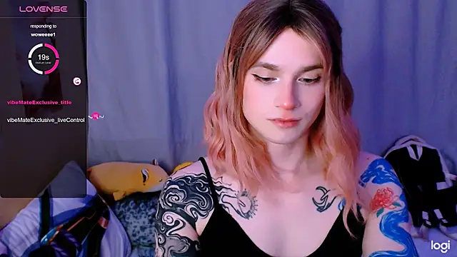Snapshot of Alice_Hells chatting on May 2, 2026, 5:18 pm Alice Hells online show from May 2, 2026, 5:18 pm
