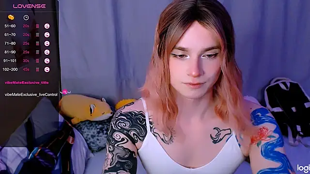 Snapshot of Alice_Hells chatting on May 6, 2026, 4:34 pm Alice Hells online show from May 6, 2026, 4:34 pm