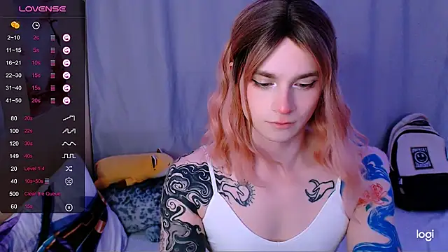 Snapshot of Alice_Hells chatting on May 15, 2026, 4:14 pm Alice Hells online show from May 15, 2026, 4:14 pm