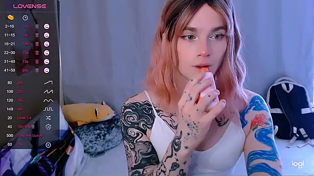 Snapshot of Alice_Hells chatting on May 29, 2026, 5:27 am Alice Hells online show from May 29, 2026, 5:27 am