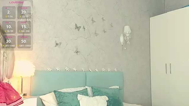 LianaCruz   online show from December 27, 2024, 7:08 am