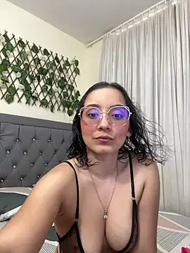 Kay LustyWife online show from February 19, 2025, 7:38 pm