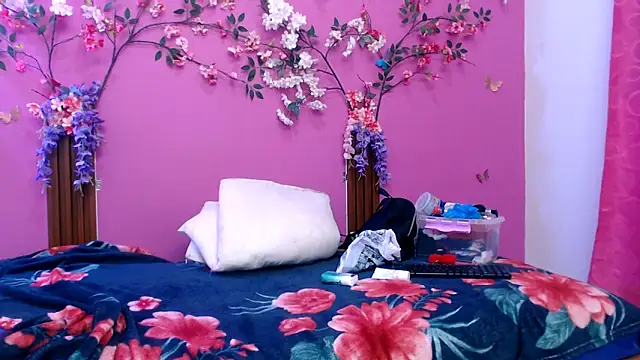 analdeepalejandra18 online show from February 26, 2026, 7:46 pm