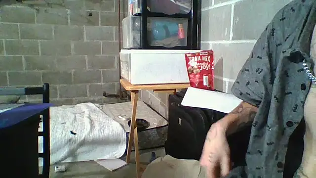 Snapshot of daddywithakink420 chatting on September 10, 2025, 3:23 pm daddywithakink420 online show from September 10, 2025, 3:23 pm