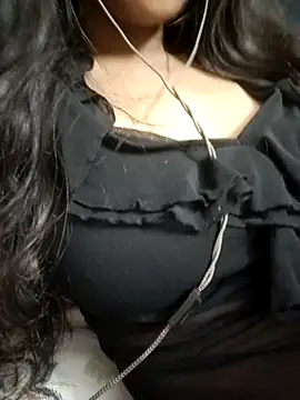 Sanjana-Mehar online show from February 27, 2025, 6:31 pm