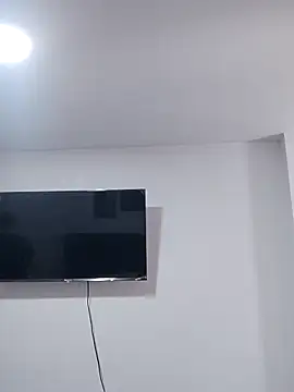  Prinscarlet  online show from February 17, 2026, 7:53 pm