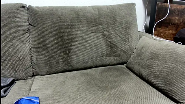 Snapshot of tuki_fu chatting on January 24, 2025, 1:03 pm tuki fu online show from January 24, 2025, 1:03 pm