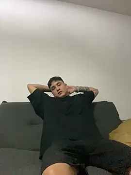 LCarreraa online show from February 2, 2025, 4:48 am