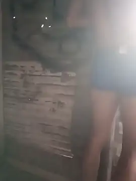 Snapshot of tayson_ chatting on January 12, 2025, 10:43 pm tayson online show from January 12, 2025, 10:43 pm