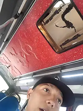 Snapshot of tayson_ chatting on January 19, 2025, 6:21 pm tayson online show from January 19, 2025, 6:21 pm