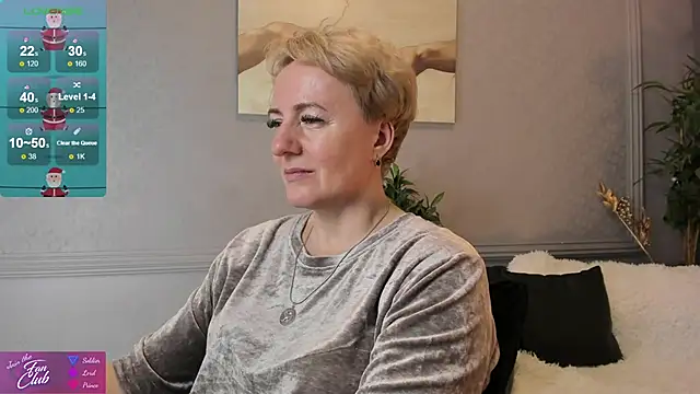 Nika Smit online show from December 25, 2024, 12:15 pm