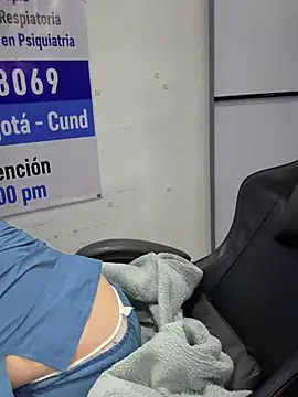 NATHALIA-28  online show from March 12, 2026, 11:49 am