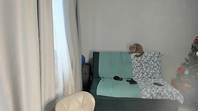 Snapshot of elis_gabbi chatting on December 21, 2025, 8:21 am elis gabbi online show from December 21, 2025, 8:21 am