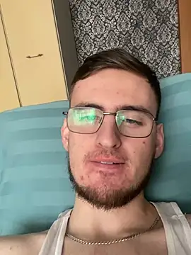 GrahamSouth online show from December 30, 2024, 8:21 am