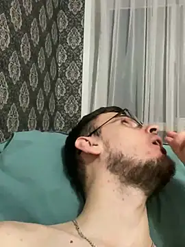 GrahamSouth online show from January 3, 2025, 1:47 pm