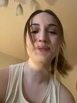 Snapshot of Emily_the_temptress_ chatting on December 21, 2024, 8:18 am Emily the temptress online show from December 21, 2024, 8:18 am