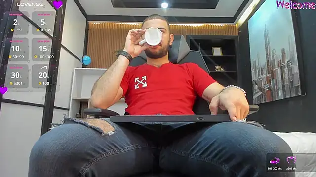 Snapshot of MaximusDick1_ chatting on March 14, 2026, 12:43 pm MaximusDick1 online show from March 14, 2026, 12:43 pm