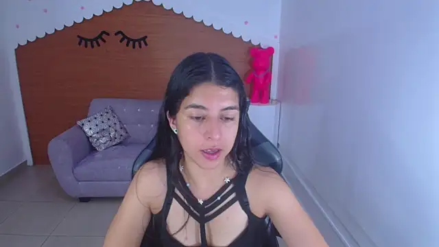 Snapshot of Bela_t_ chatting on December 6, 2024, 2:28 pm Bela t online show from December 6, 2024, 2:28 pm