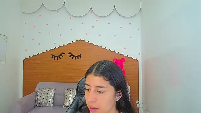 Snapshot of Bela_t_ chatting on December 29, 2024, 11:07 am Bela t online show from December 29, 2024, 11:07 am